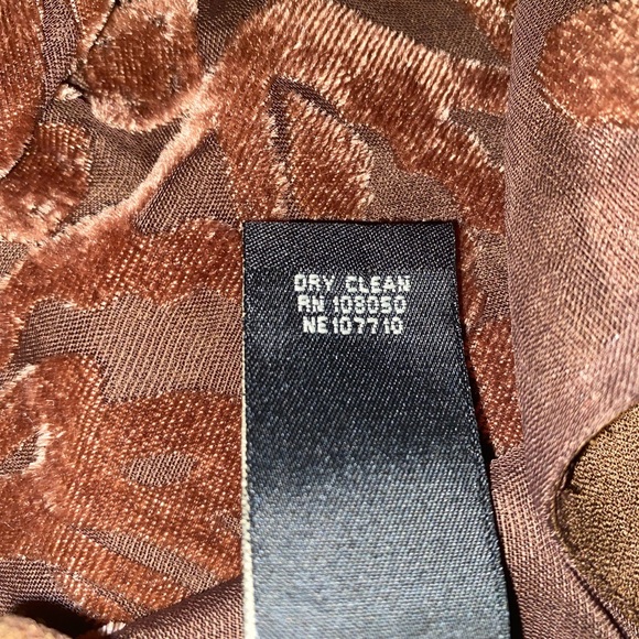 Plus Sleeveless Tunic Size 22 - Picture 5 of 5